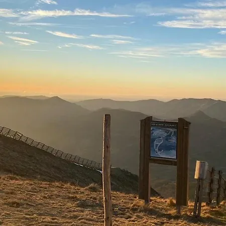 Renove Avec Balcon Sud, Pistes & Commerces A Proximite - Fr-1-787-59 Apartment *